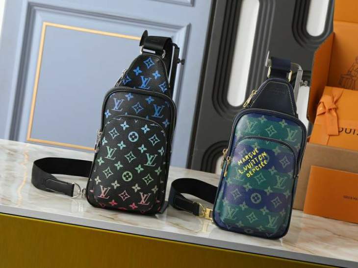Picture of Louis Vuitton Mens Bags _SKUfw214529202fw